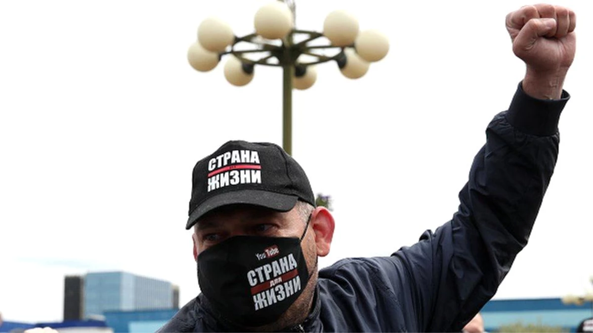 Belarus\'ta başkan adaylığını açıklayıp tutuklanan muhalif lidere 18 yıl hapis cezası