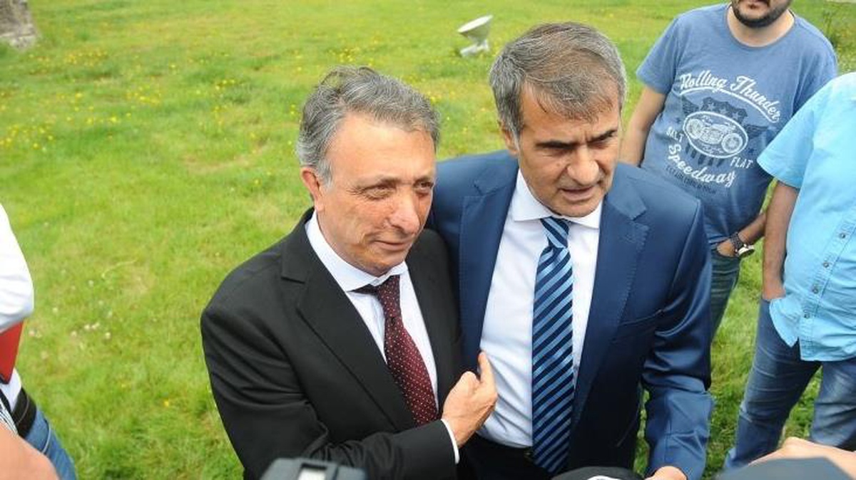 Beşiktaş\'taki 5 saatlik toplantıdan şaşırtan sonuç! Hoca konusu belli oldu