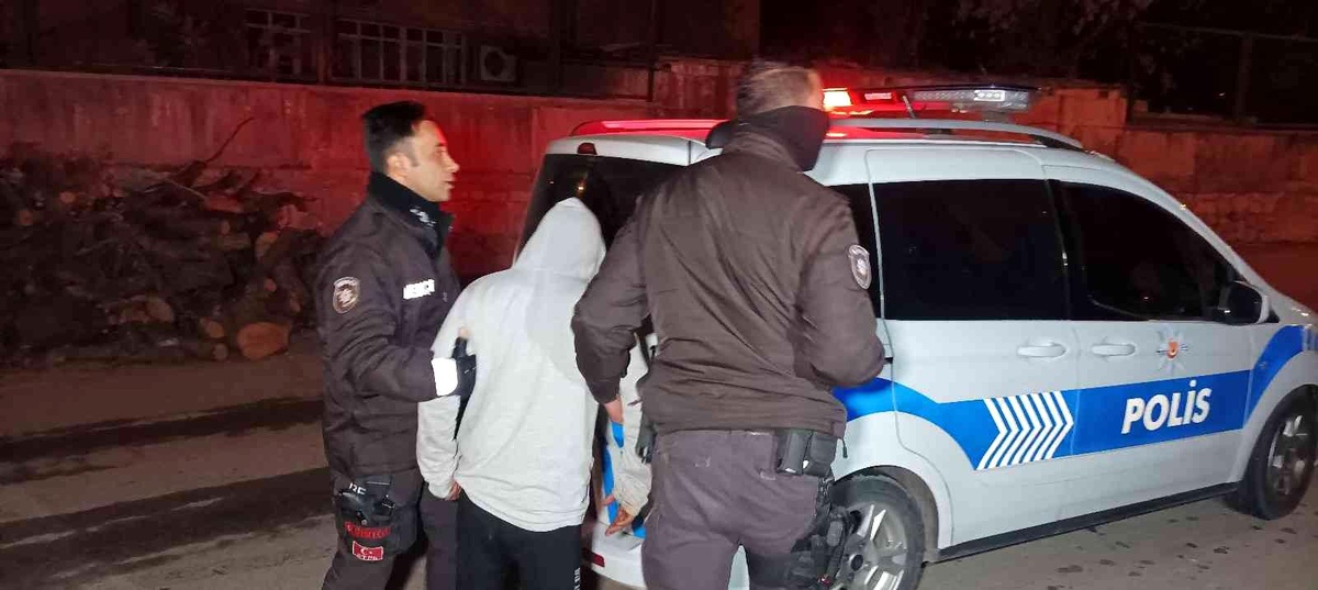 Çalıntı elektrikli bisikletle hırsızlık yapan şahıs gözaltına alındı