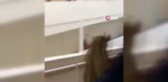 Endonezya'da 7.4 Büyüklüğünde DepremTsunami Uyarısı Yapıldı: 1 Kişi Yaralandı