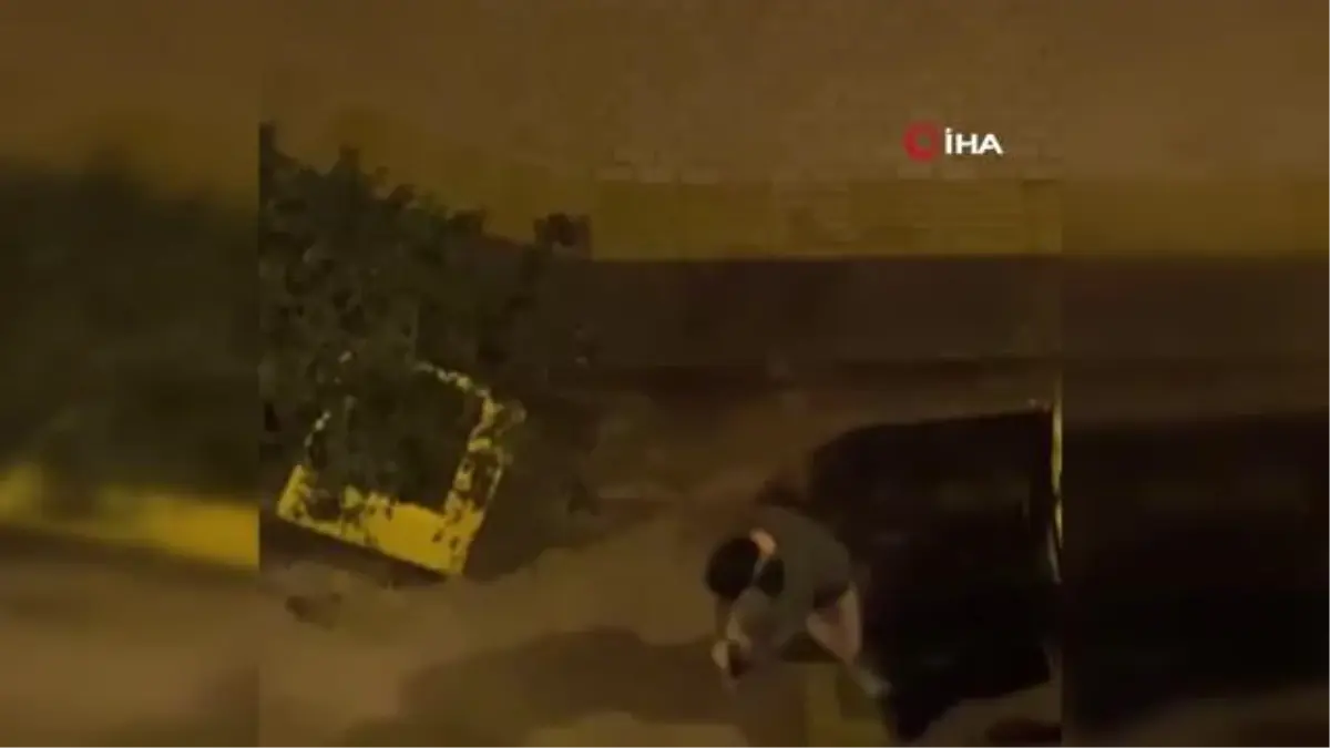 Gece yarısı kendi kendine boks maçı... Bursa'da madde bağımlısı sokağa indi, mahalleyi ayağa kaldırdı