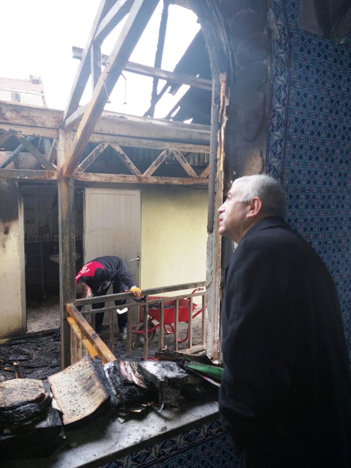 Genel Sekreter Gündoğdu, Bahtiyar Camii\'ndeki çalışmaları inceledi