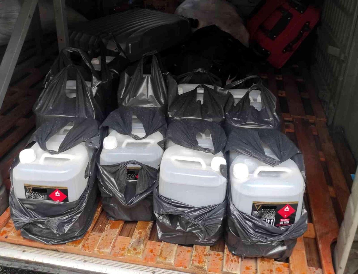 Jandarma 90 litre etil alkol yakaladı