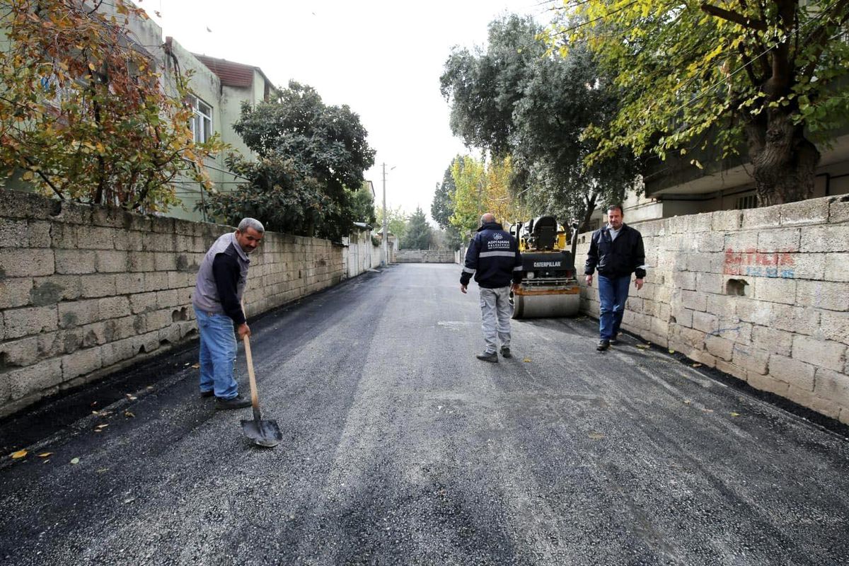 Kendi ürettiği asfaltı kullanmaya başladı