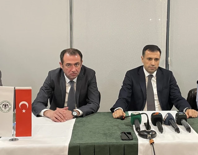 Konyaspor Başkanı Özgökçen, gazetecilerle buluştu Açıklaması