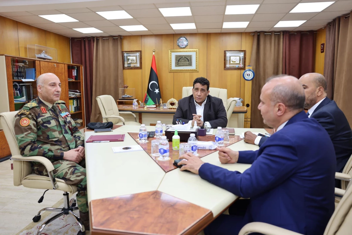 Libya Başkanlık Konseyi Başkanı ile Genelkurmay Başkanı "ordunun birleştirilmesini" görüştü