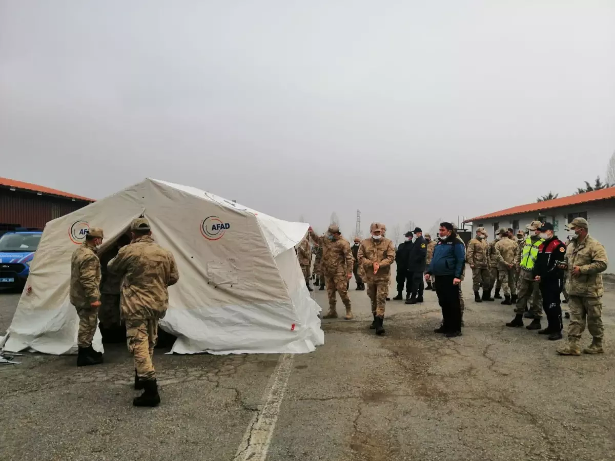 Malatya'da AFAD'dan jandarma personeline afet farkındalık eğitimi