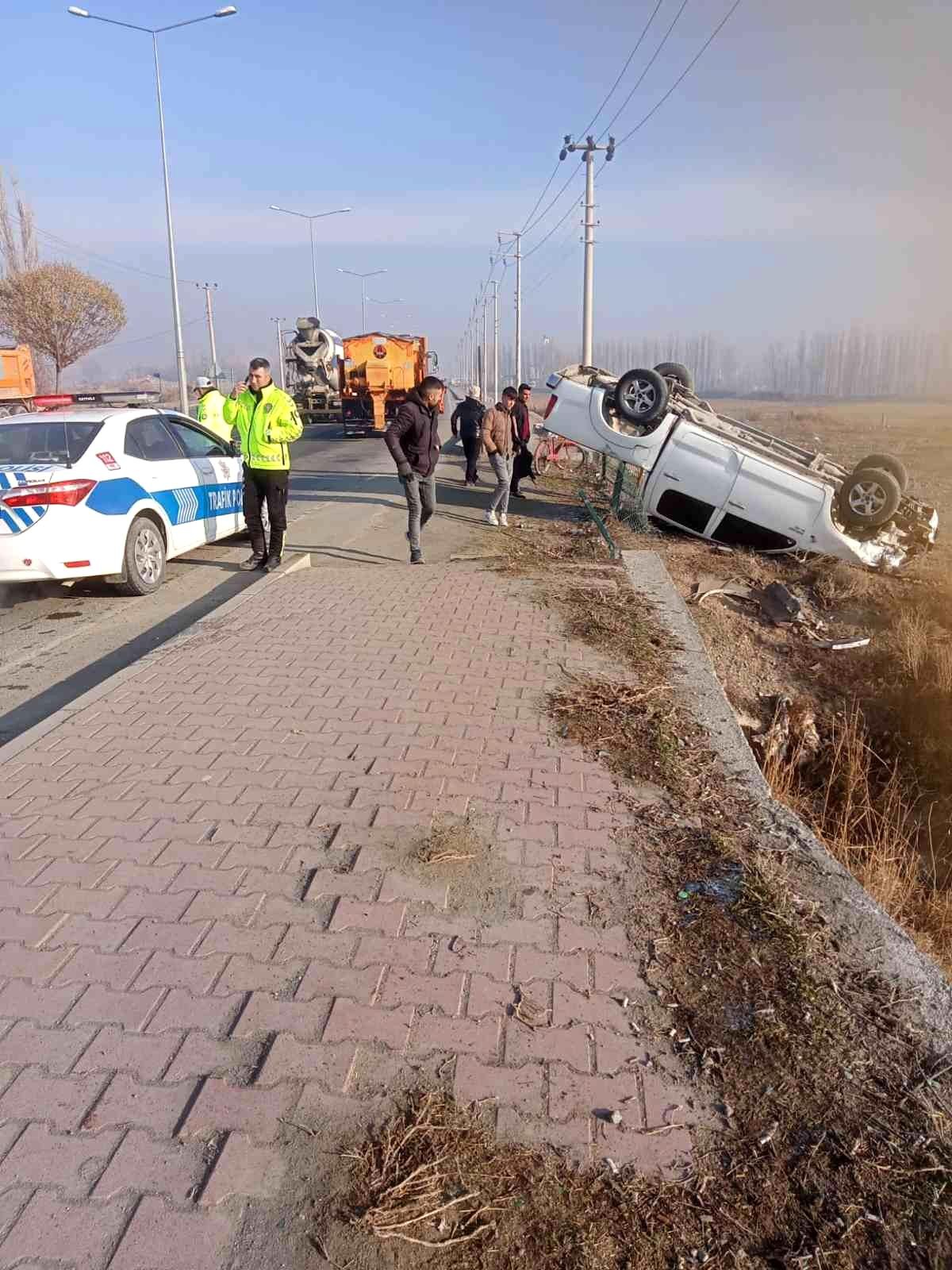 Son dakika haberi... Patlayan su borusunun oluşturduğu buz, kazaya neden oldu