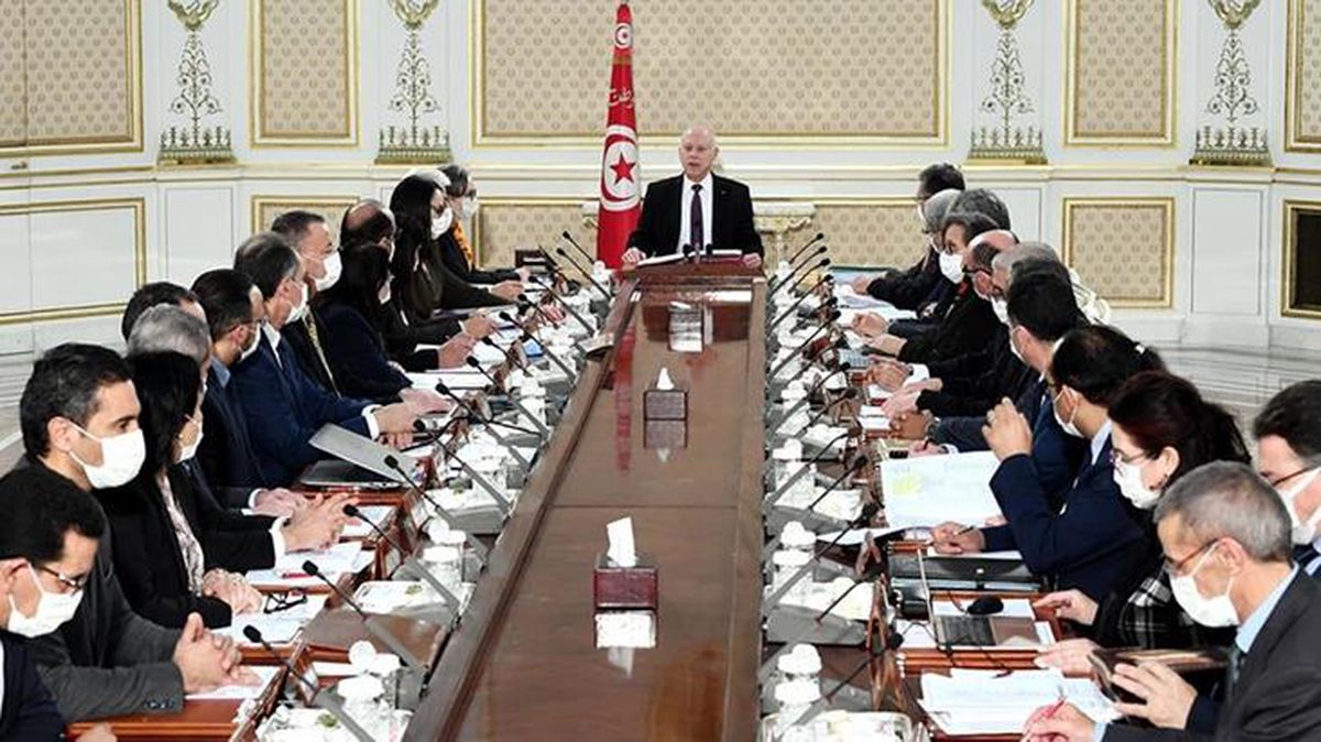 Tunus önümüzdeki yıl referandum ve parlamento seçimleri için sandık başına gidecek