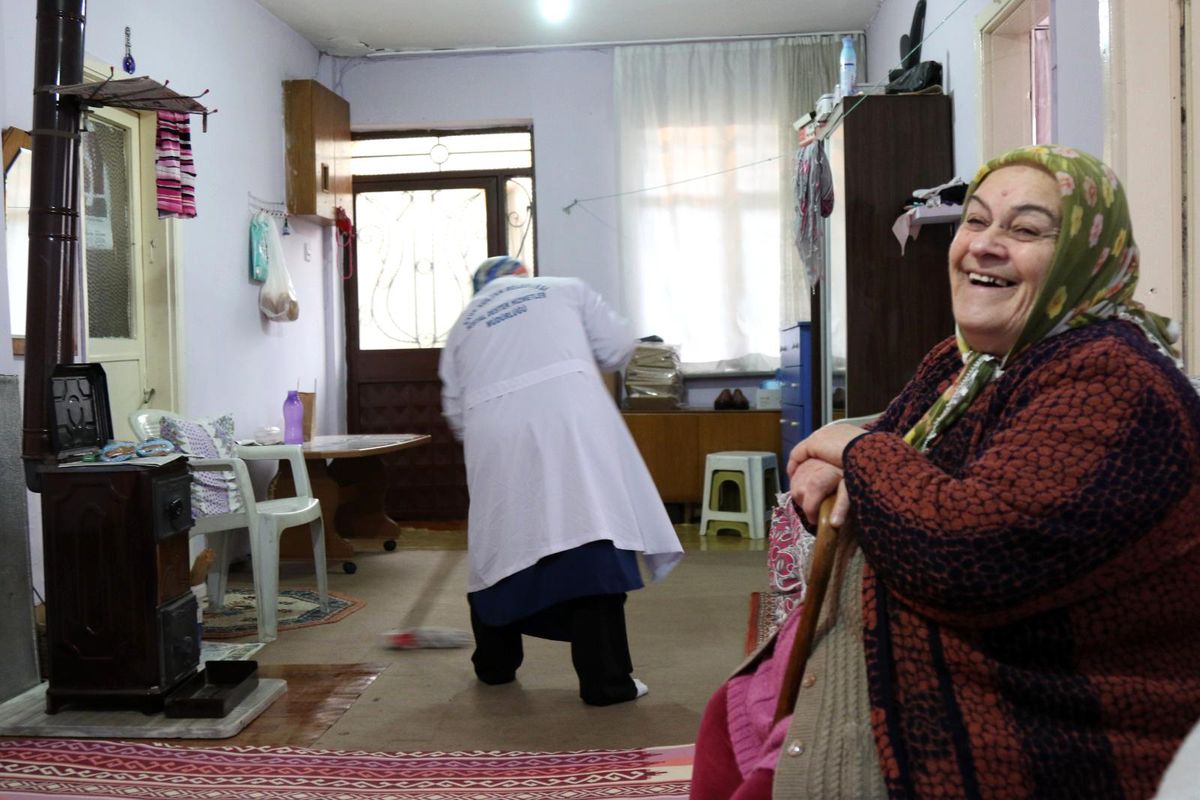 65 yaş üzeri vatandaşlarımıza evde temizlik hizmeti
