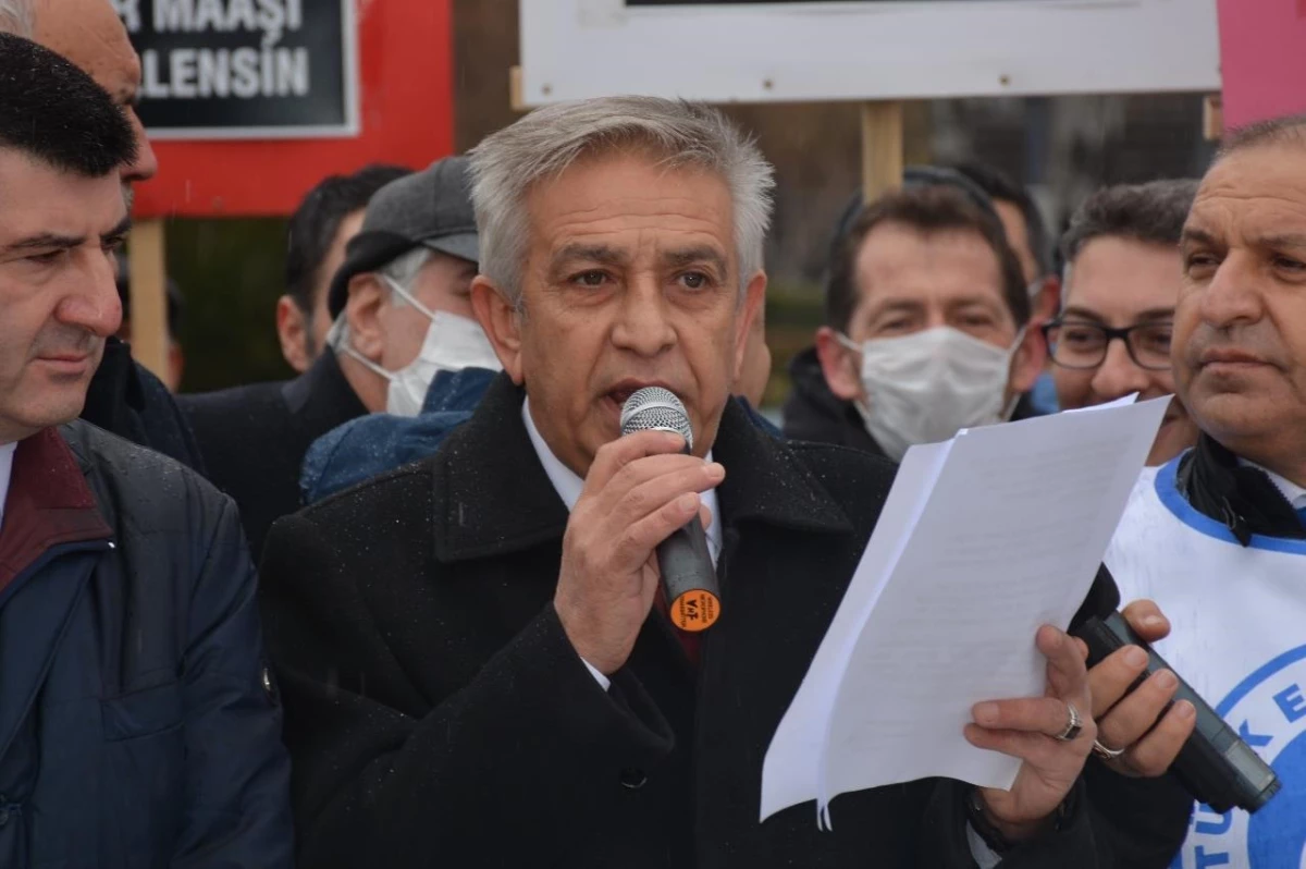 Afyonkarahisar Türkiye Kamu-Sen üyelerinden ek zam talebi