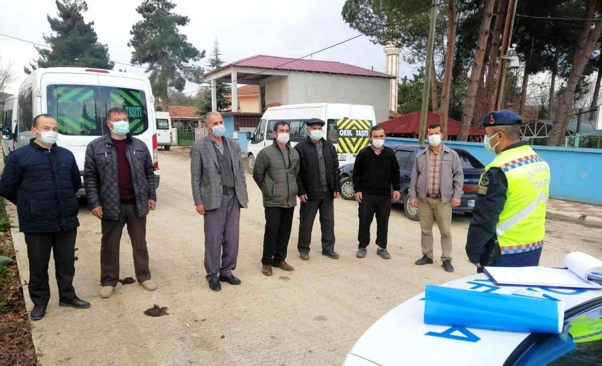 Son dakika 3. sayfa: Alaçam\'da jandarmadan öğrencilere trafik eğitimi