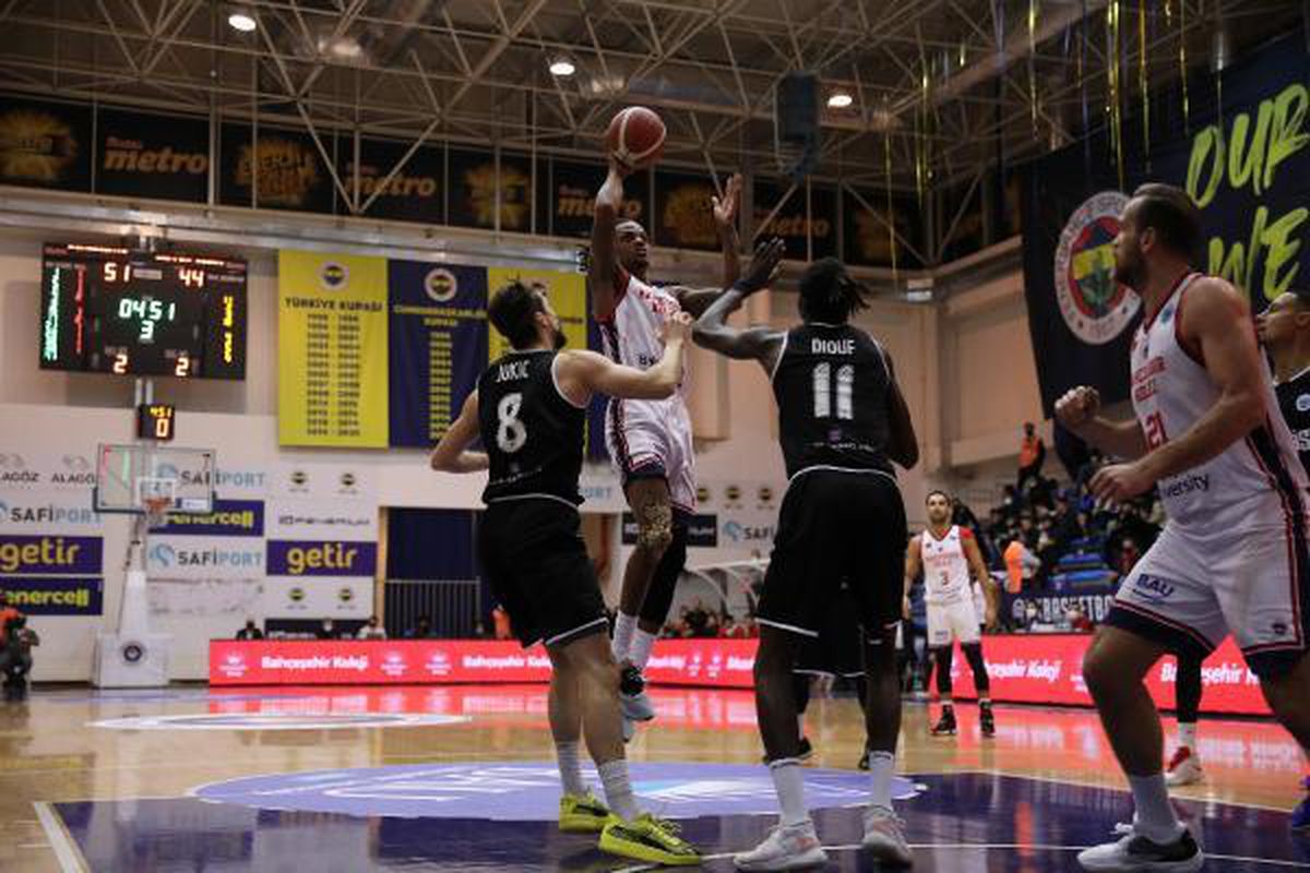 Bakken Bears: 90-76