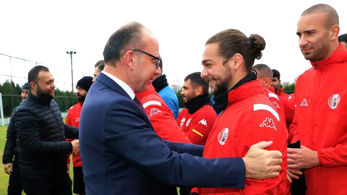 Başkan Akın\'dan Turgutluspor\'la moral buluşması