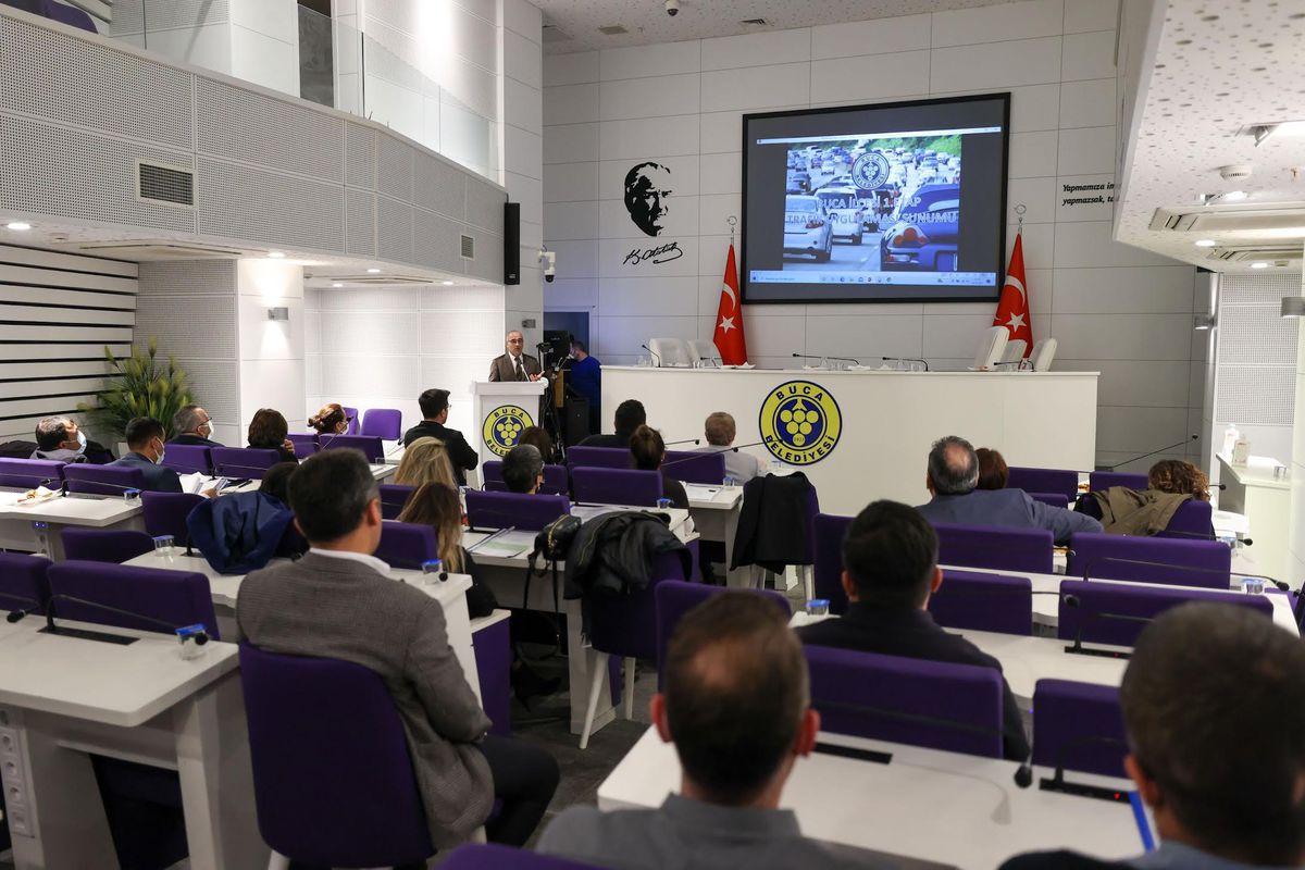 Buca\'da trafik yoğunluğuna ortak çözüm