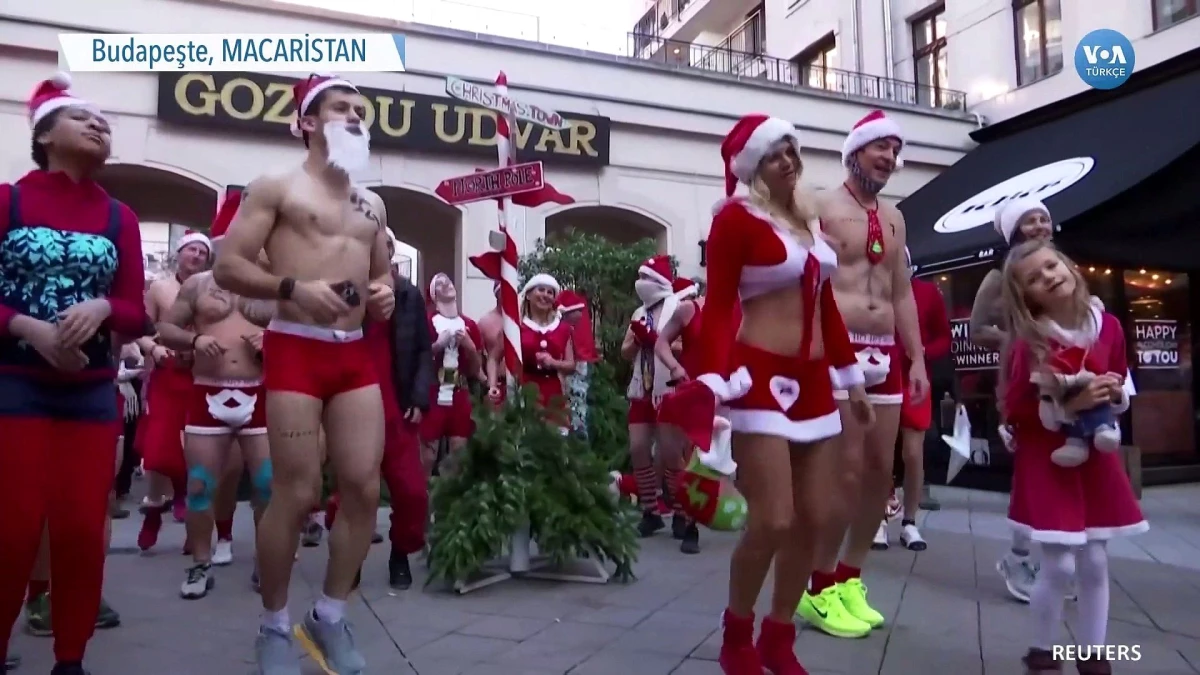 Budapeşte Sokaklarında Noel Baba Koşusu