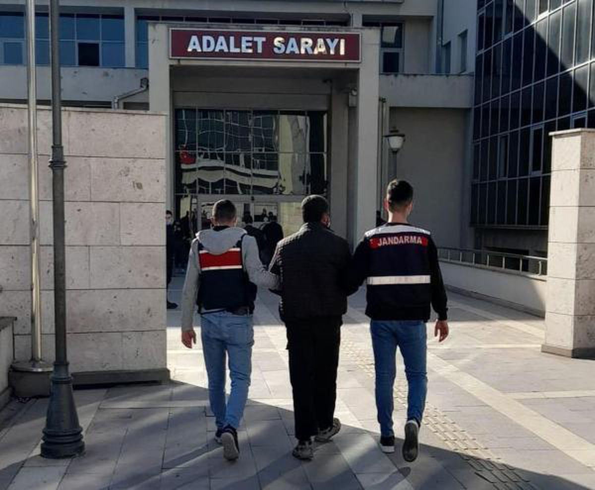 DEAŞ\'ın silahlı eylemlerine katılan Suriyeli, Osmaniye\'de yakalandı