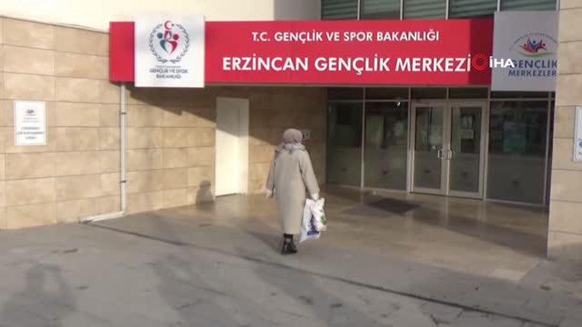 Gençlerden ihtiyaç sahibi vatandaşlar için yardım seferberliği