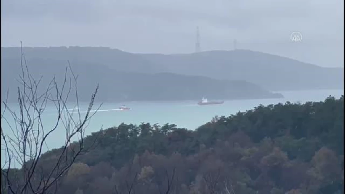 İstanbul Boğazı\'nda gemi trafiği, tankerin arızasının giderilmesiyle açıldı