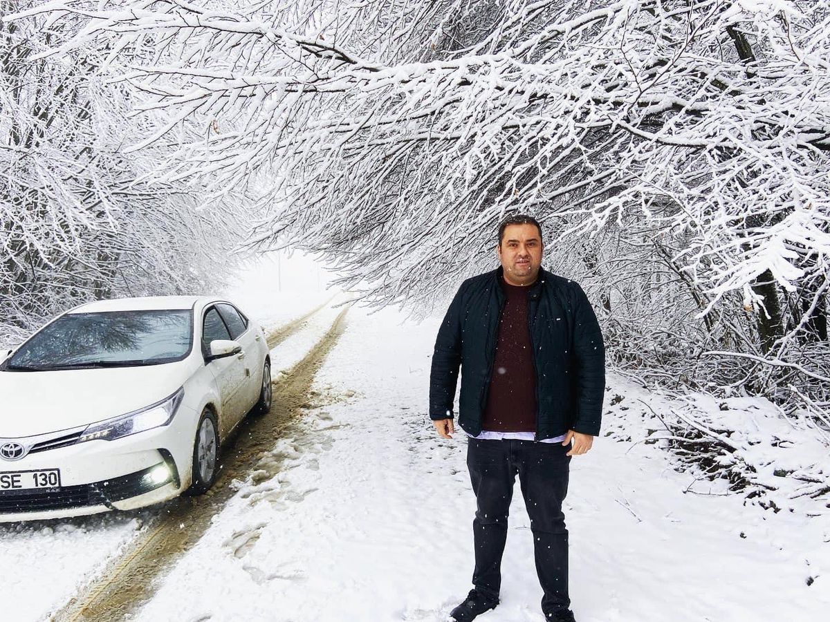 Kar yağışını duyan Bilecikliler Kapaklı köyüne koştu