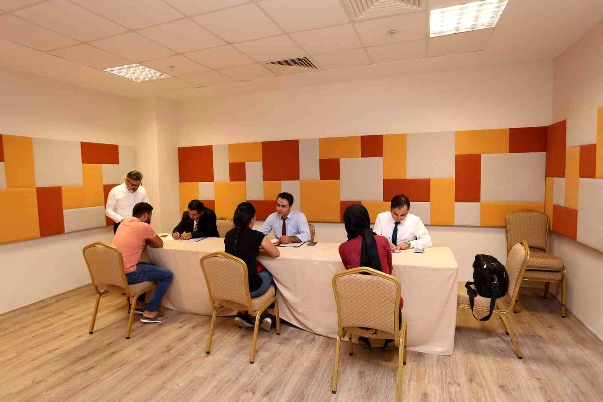 Kepez Belediyesi Kariyer İş Geliştirme Merkezi, 6 bin 559 kişiyi işe kavuşturdu
