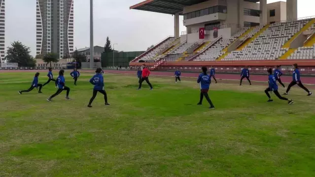 Kır Çiçekleri başarıdan başarıya koşuyor