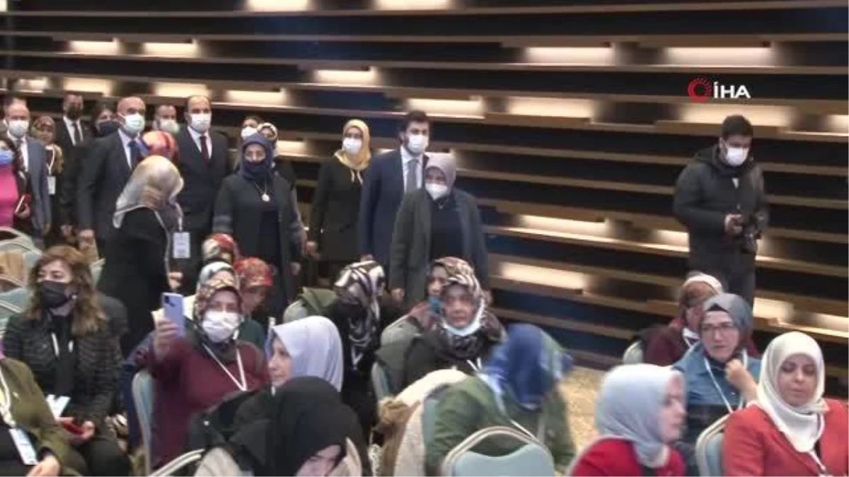 Konya\'da AK Parti İç Anadolu Bölgesi İl ve İlçe Kadın Kolu Başkanları Toplantısı yapıldı