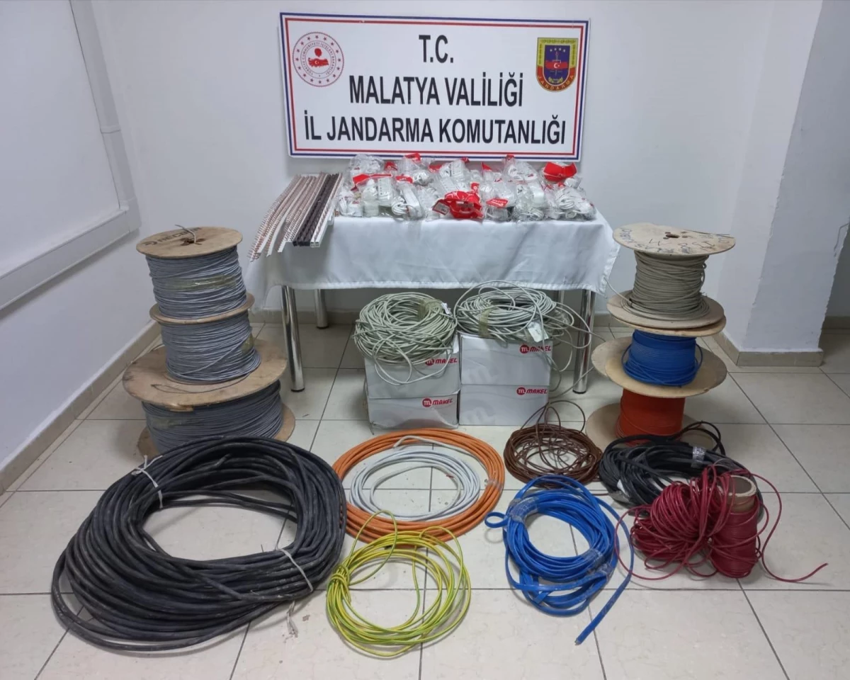 Malatya\'da kablo hırsızlığına 4 tutuklama