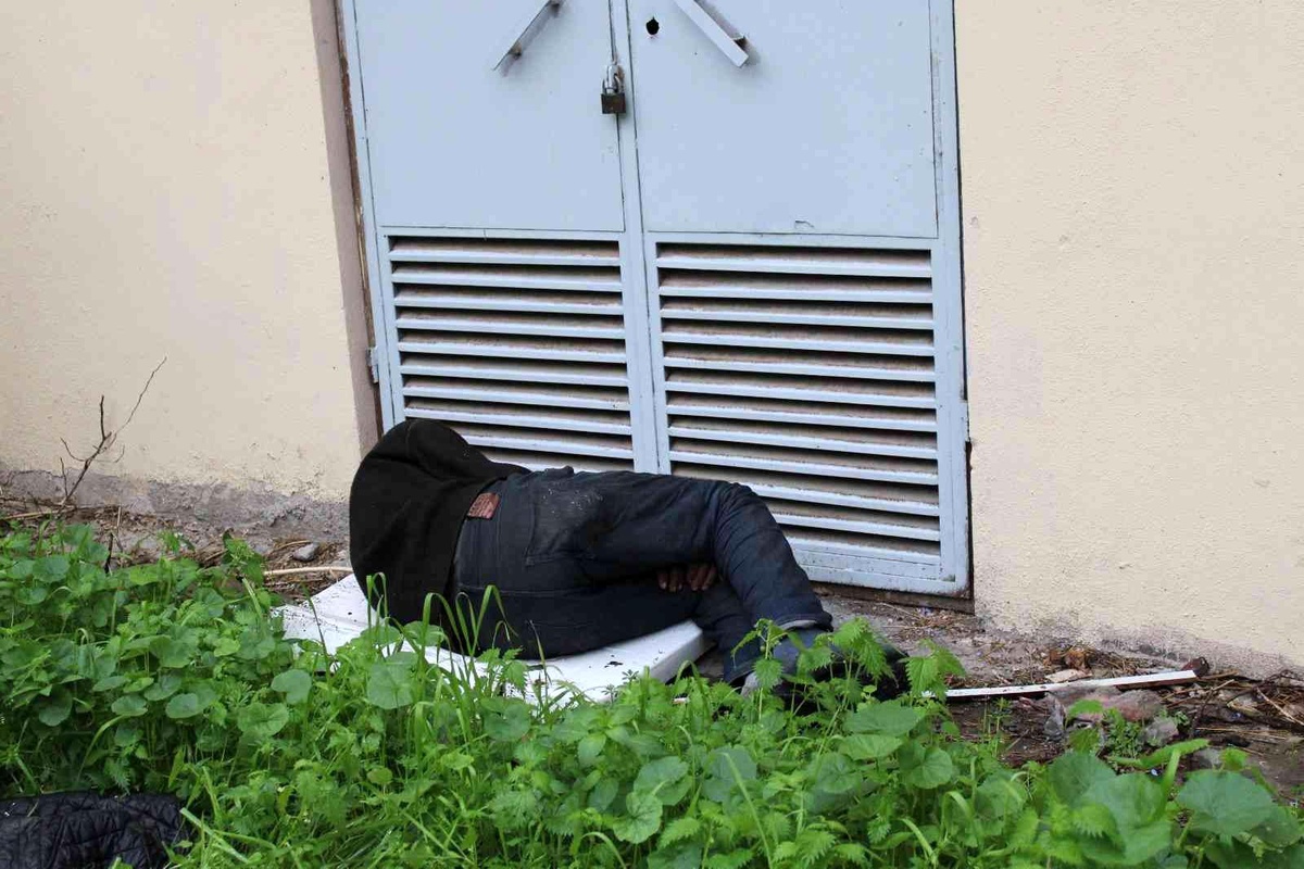 Öldü sanıldı, uyuduğu ortaya çıktı