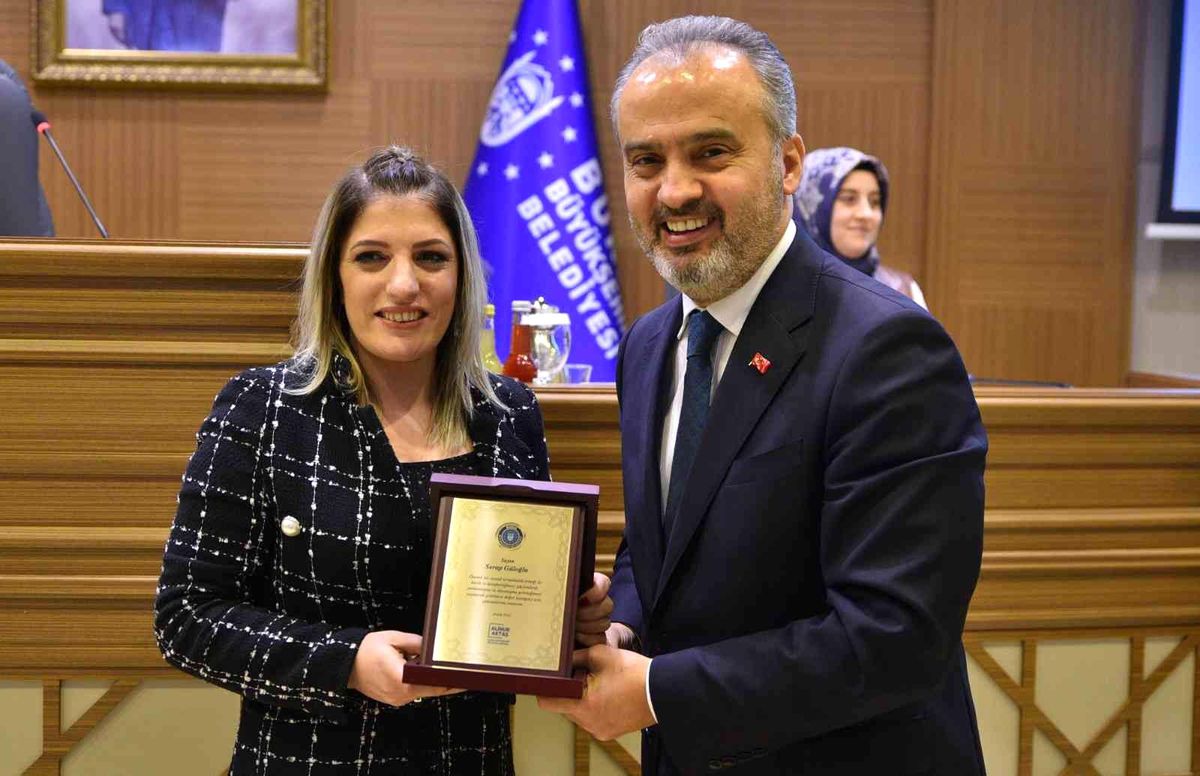 Örnek vatandaşlar ödüllendirildi