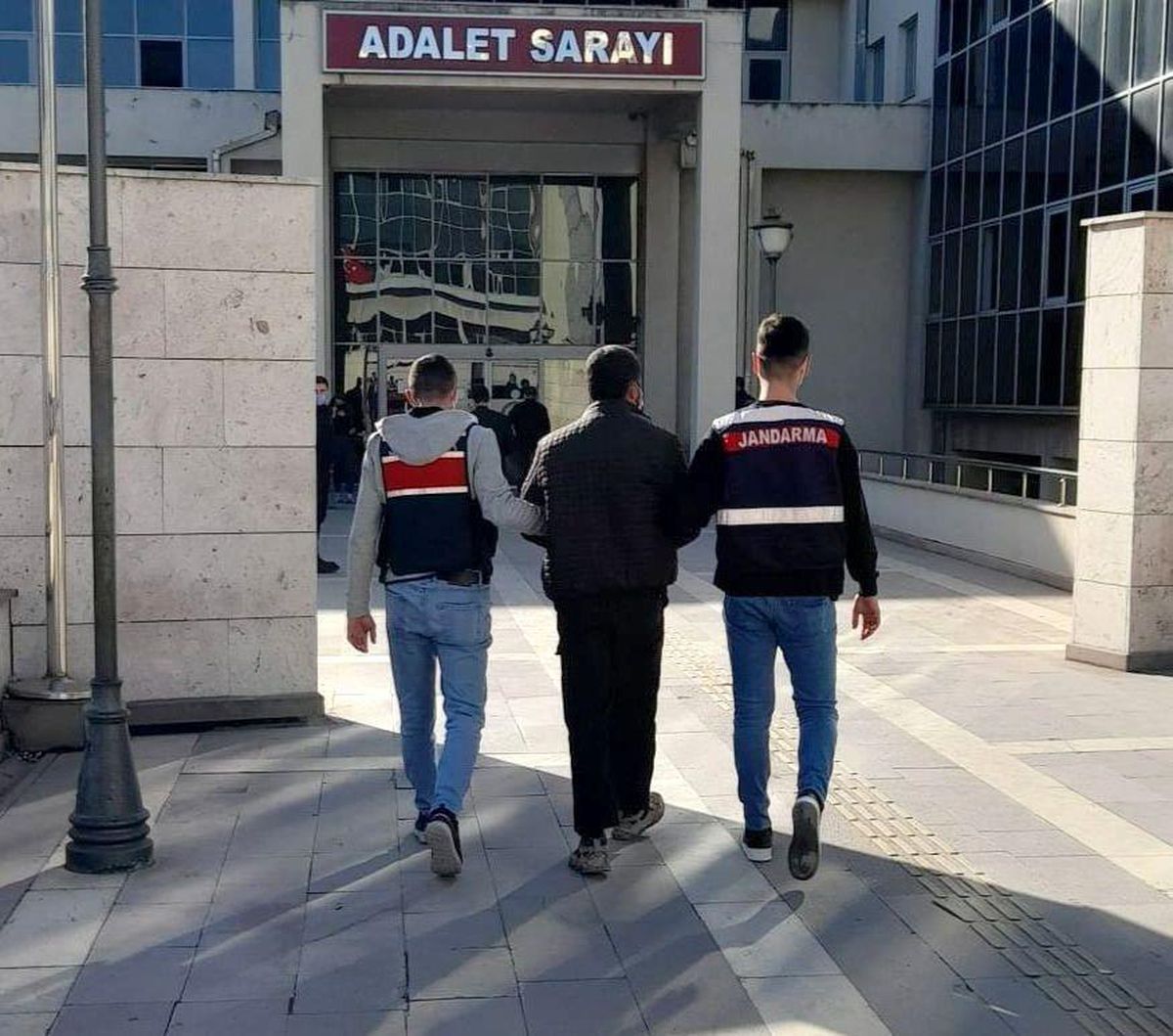 Son dakika haberleri: Osmaniye\'de DEAŞ operasyonu: 1 gözaltı