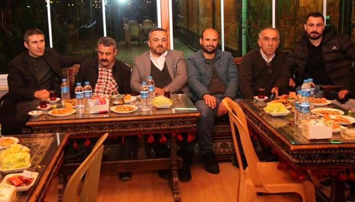 Taşova\'da başkan adayları seçim yarışına başladı