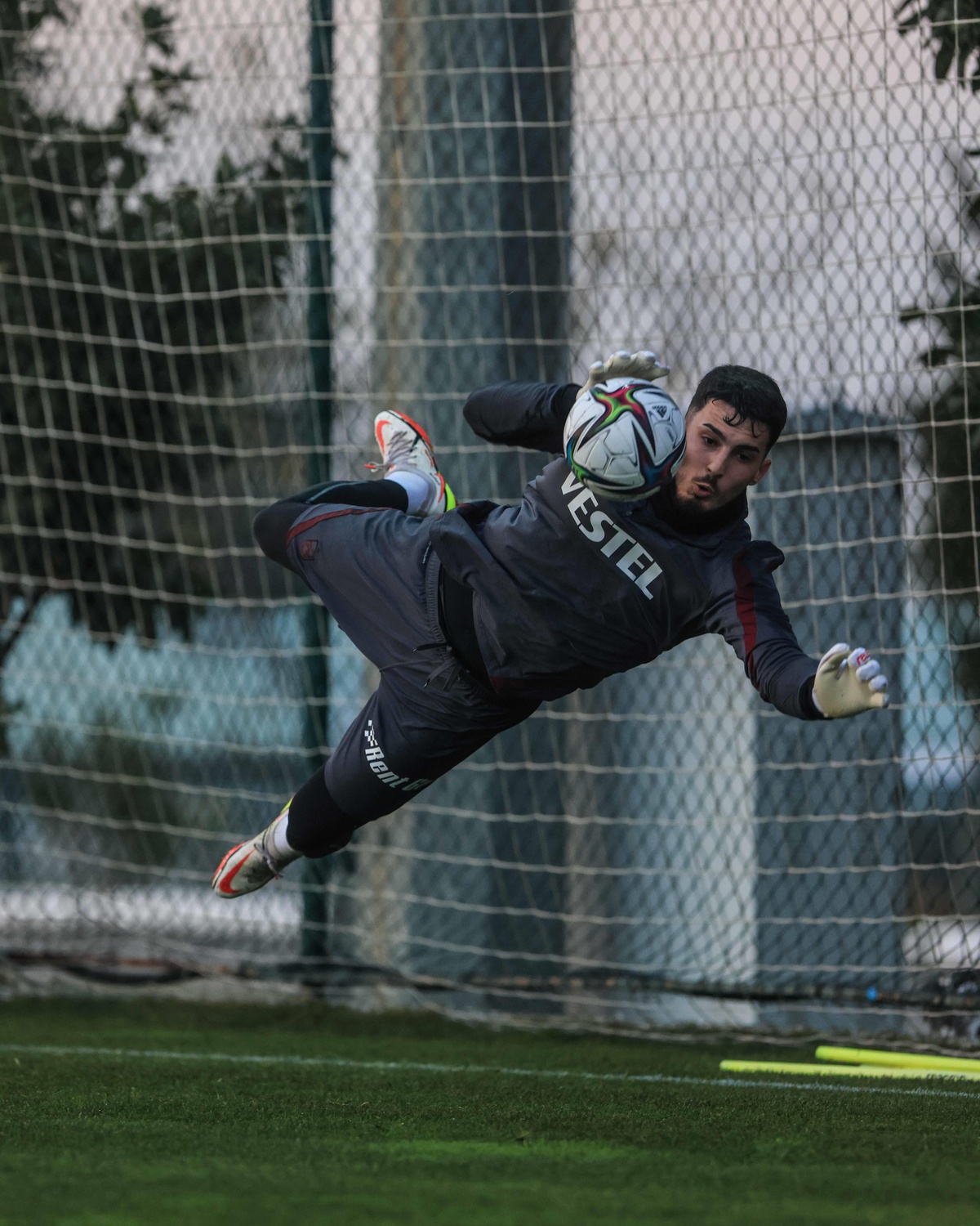 Trabzonspor\'da Atakaş Hatayspor maçı hazırlıkları sürüyor