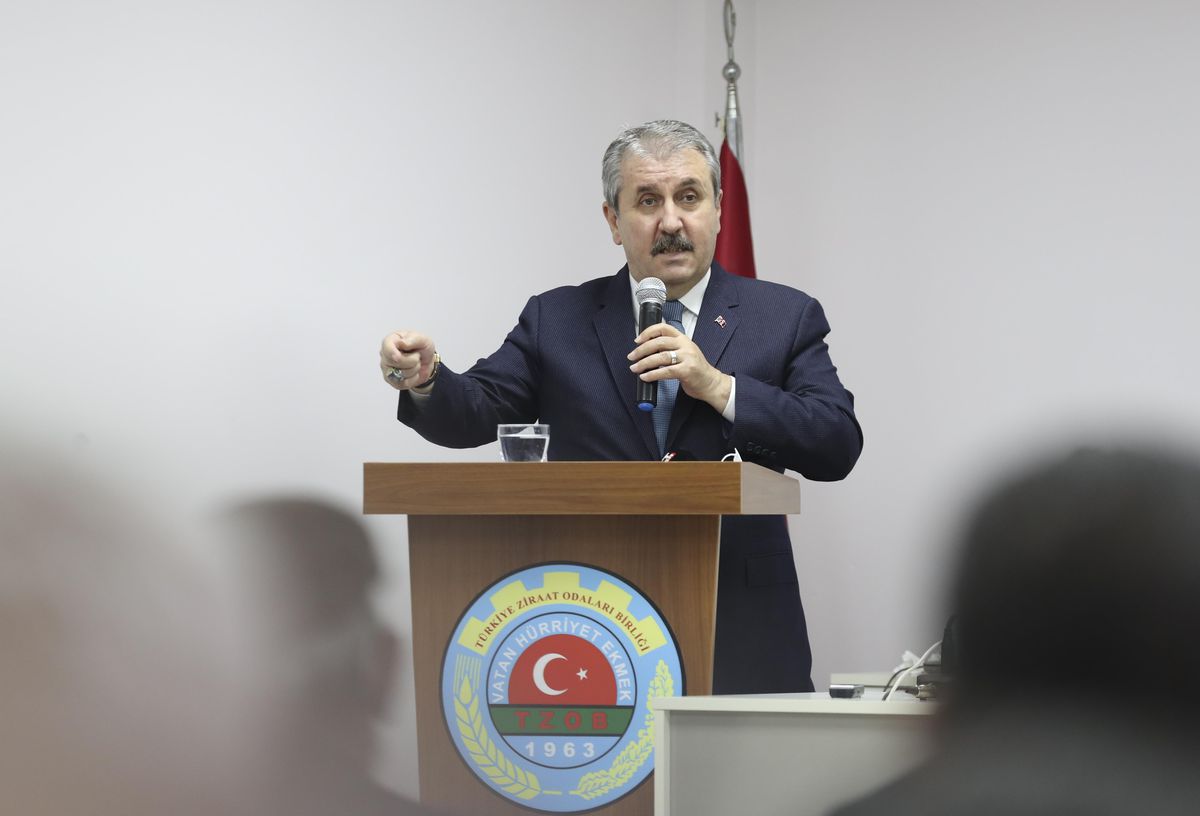 BBP Genel Başkanı Destici, Polatlı\'da muhtarlarla görüştü