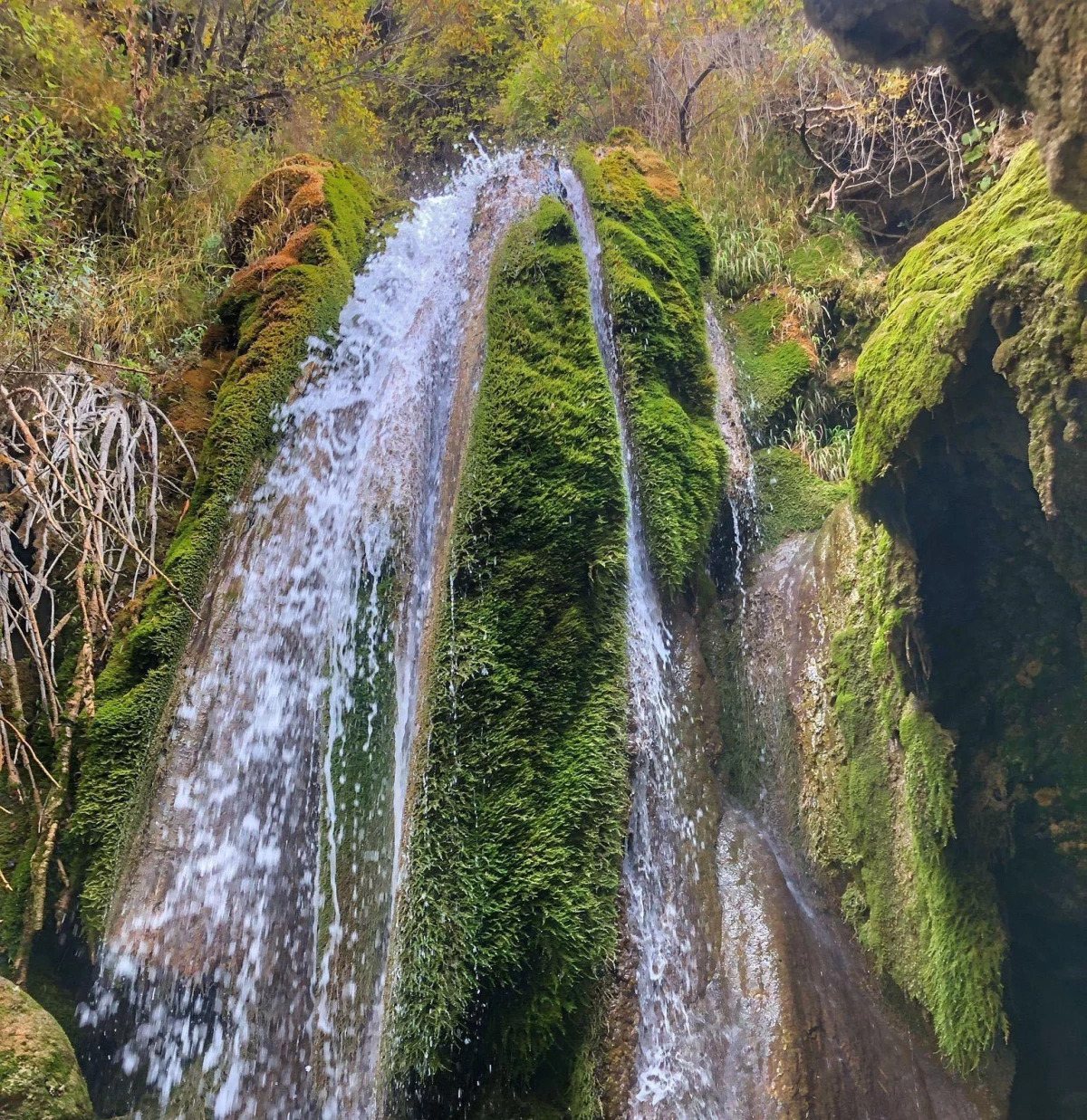 Bor Şelalesi hayran bırakıyor