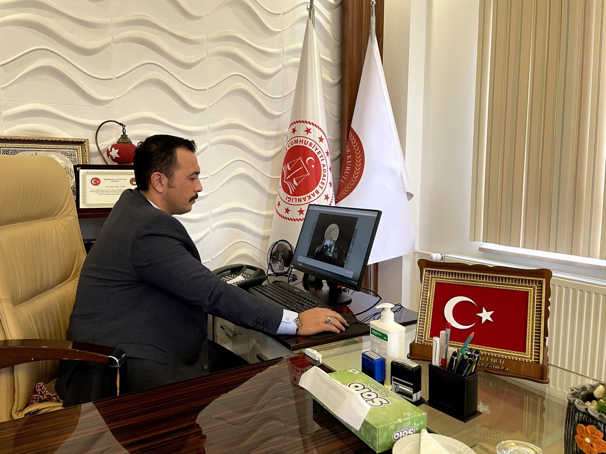 Çankırı Cumhuriyet Başsavcısı Ener, AA\'nın "Yılın Fotoğrafları" oylamasına katıldı