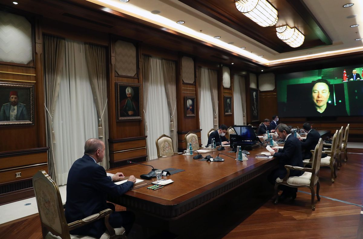 Son dakika: Cumhurbaşkanı Erdoğan Tesla ve SpaceX\'in Kurucusu Elon Musk ile video konferansla görüştü