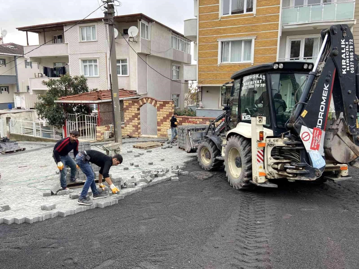 Darıca\'da güvenli ulaşım için asfalt ve parke çalışması