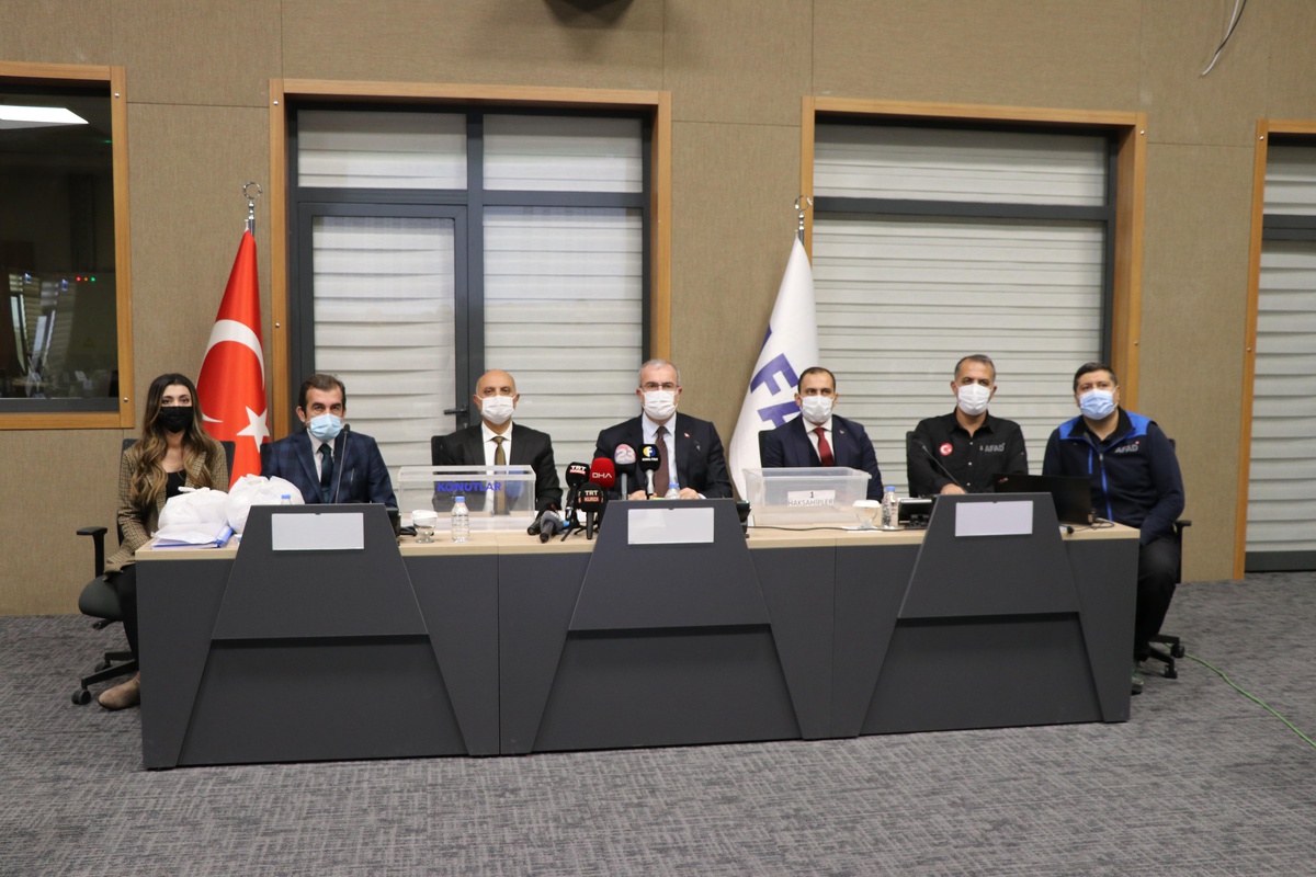 Elazığ\'da 1894 deprem konutu için kura çekildi