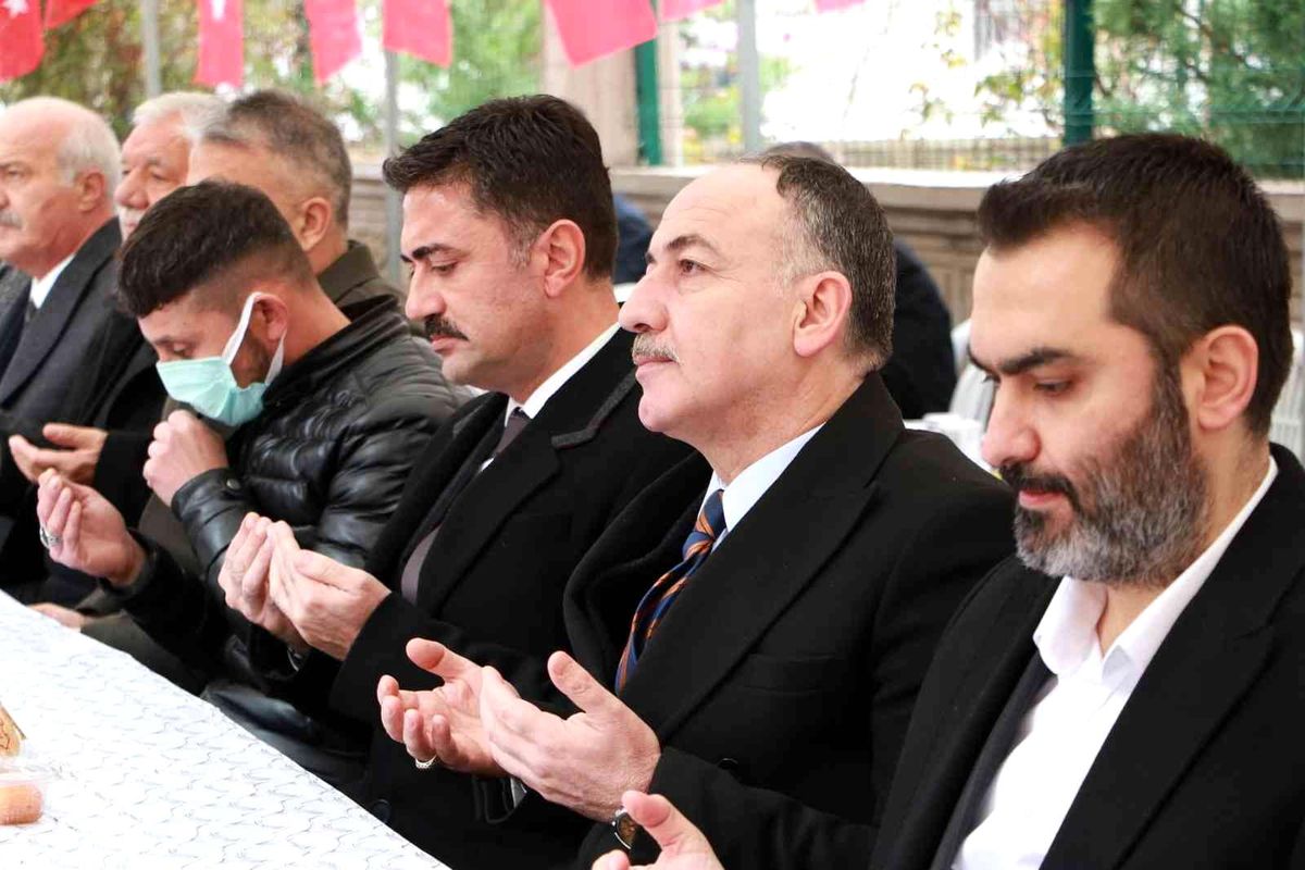 İdlib şehidi Ceylan için \'yedi\' yemeği verildi