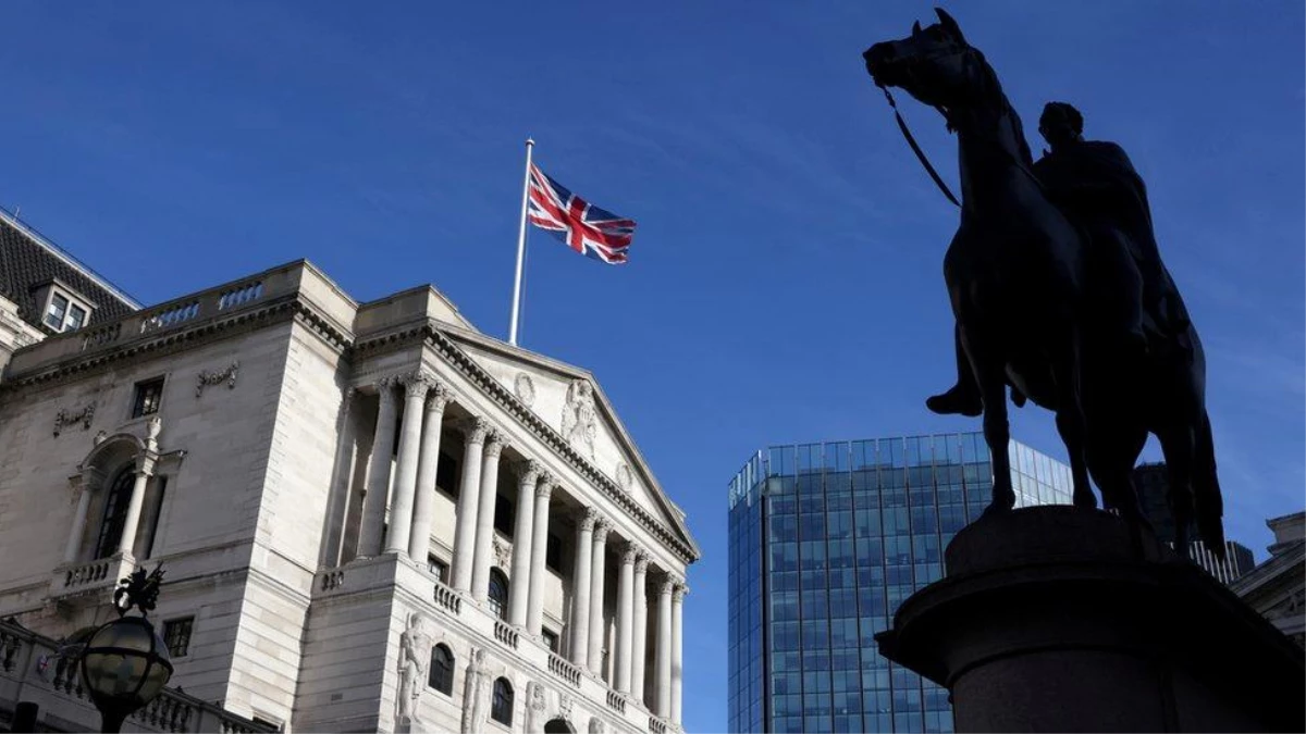 İngiltere Merkez Bankası, 3 yıl sonra ilk kez faiz artırdı