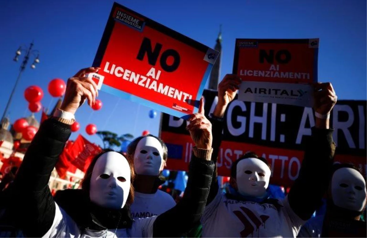 İtalya\'da genel grev: Sendikalar hükümetin bütçe planını protesto ediyor