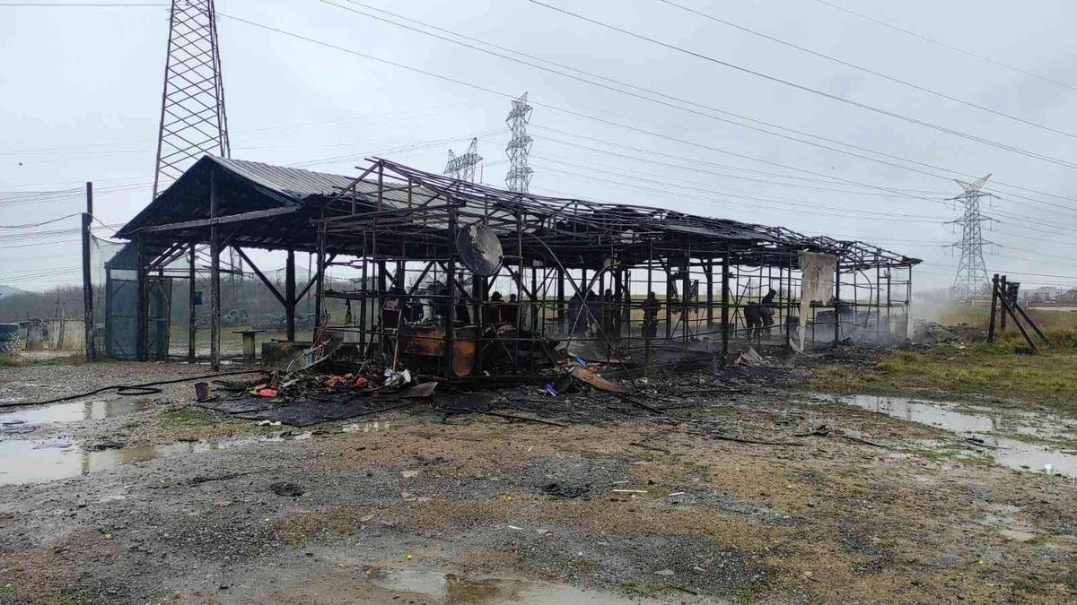 Kampüs civarındaki işletmede patlayan tüp panik oluşturdu
