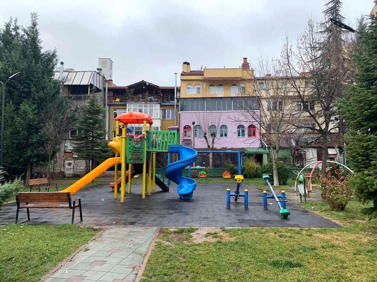 Kar yağışının başlamasıyla parklar boş kaldı