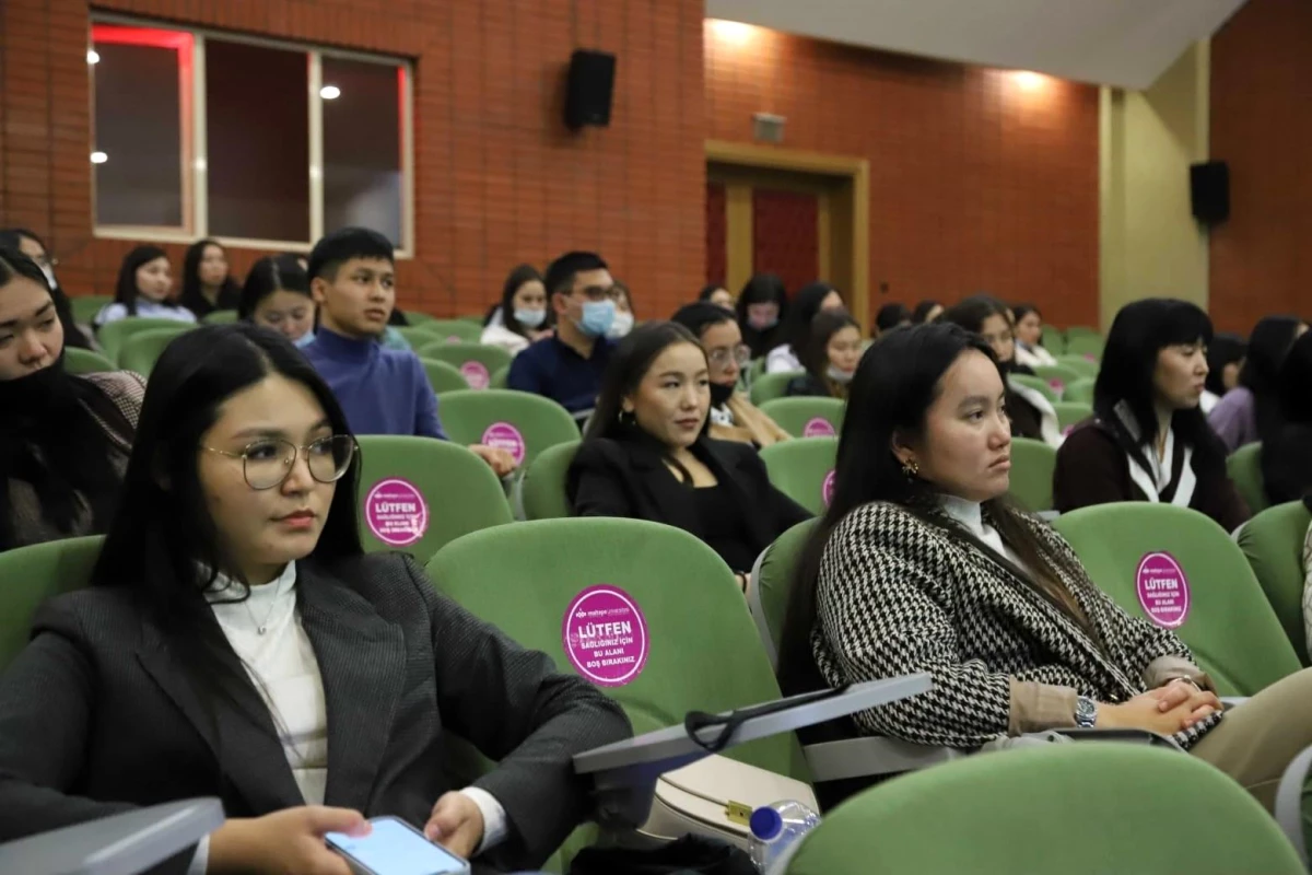 Son dakika haberi | Kartal Belediyesi\'nden Kazakistanlı öğrencilere afet bilinçlendirme eğitimi