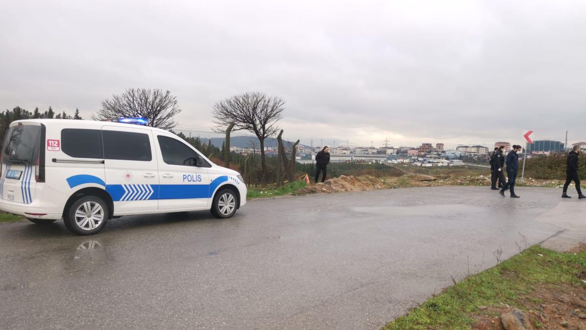 Son dakika haberleri... Kocaeli\'de başından silahla vurulmuş halde bulunan kadın hastanede öldü