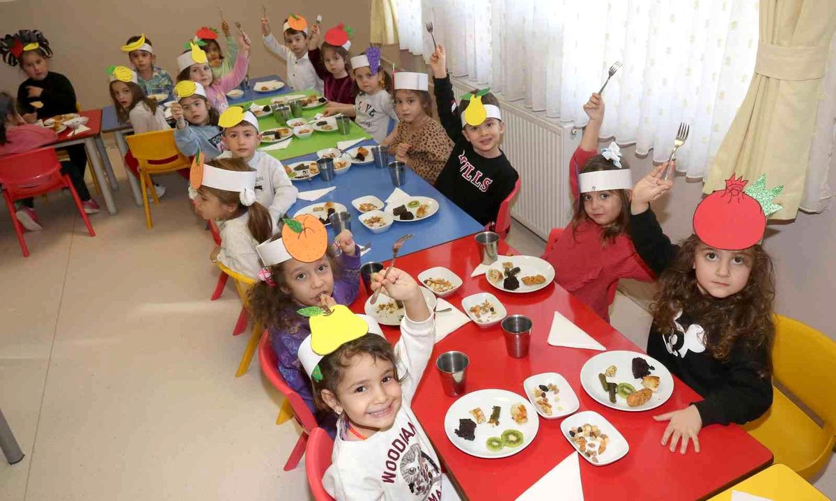 Minikler, Yerli Malı Haftası\'nı kutladı