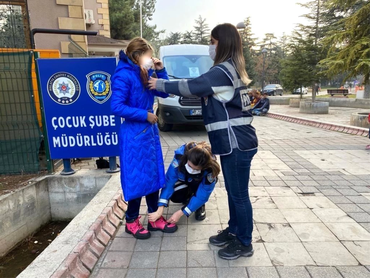 Polis, çocukları sevindirdi