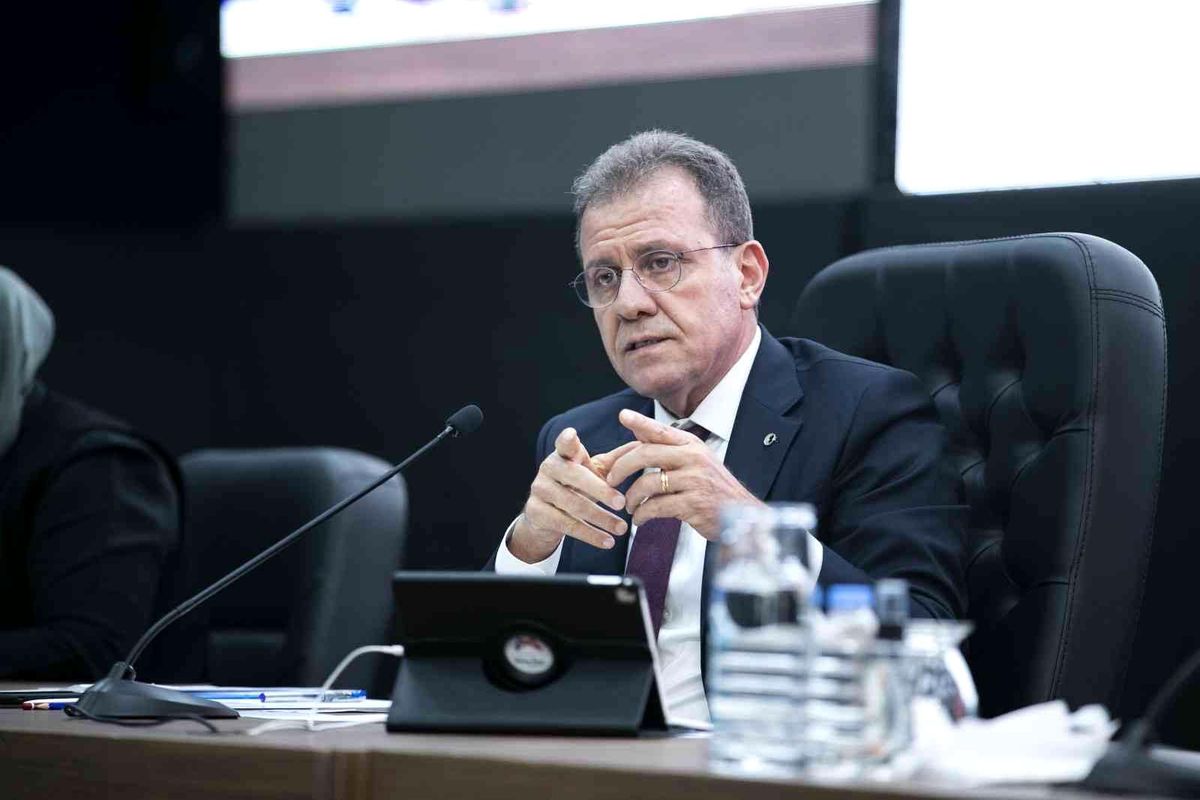 Seçer: "Her gün bin aileye ücretsiz ekmek dağıtılacak"