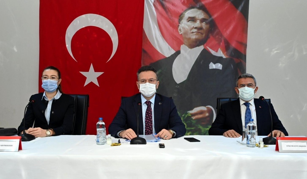 Vali Aksoy, Köşklü muhtarlar ile bir araya geldi
